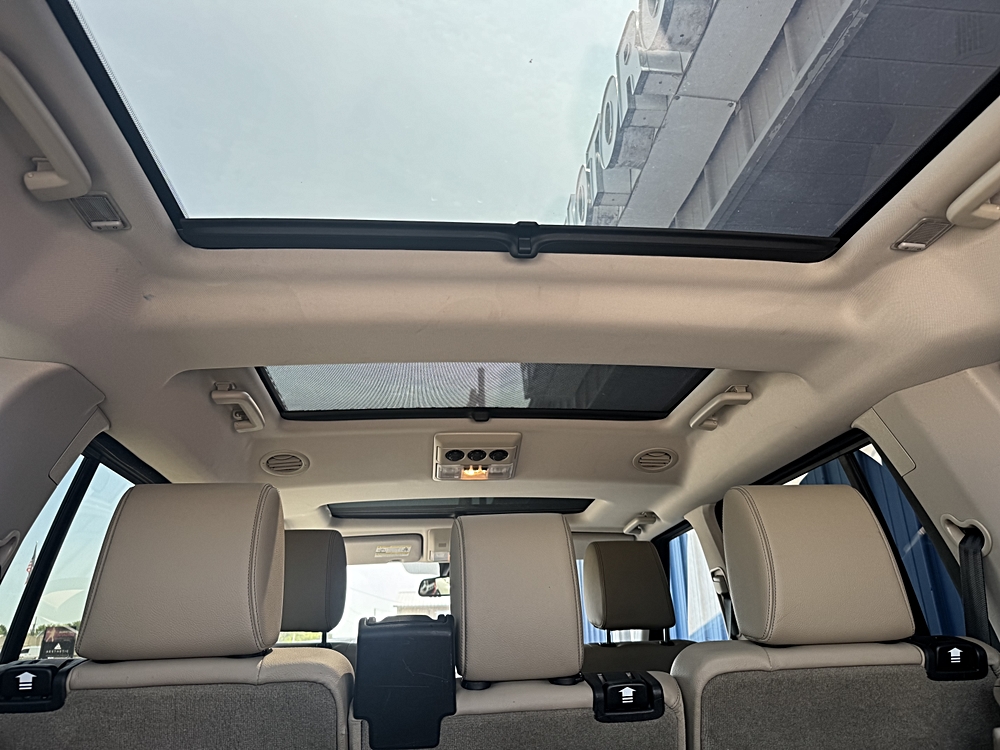 2011 Land Rover LR4 Base - Photo 12