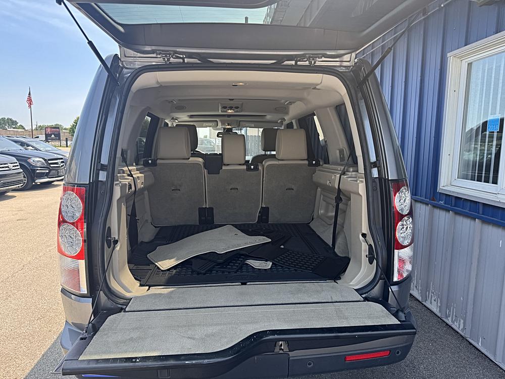 2011 Land Rover LR4 Base - Photo 16