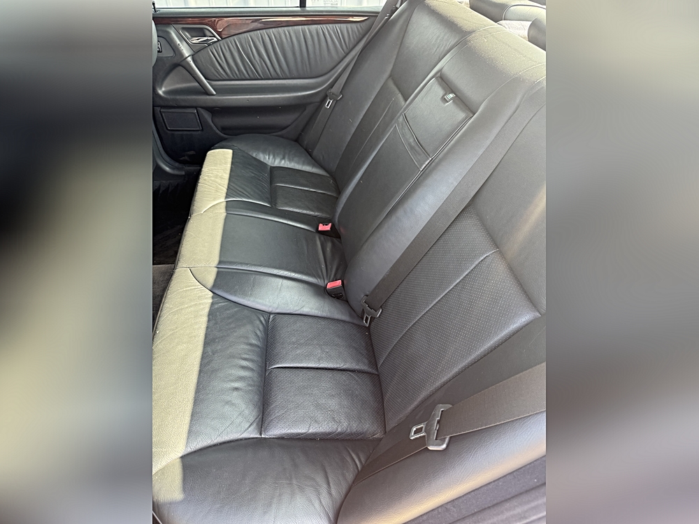 1996 Mercedes-Benz E-Class - Photo 12