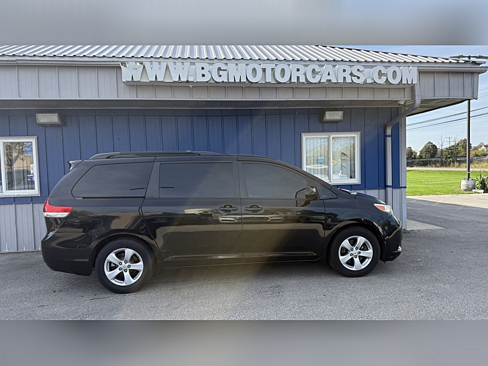 2012 Toyota Sienna LE
