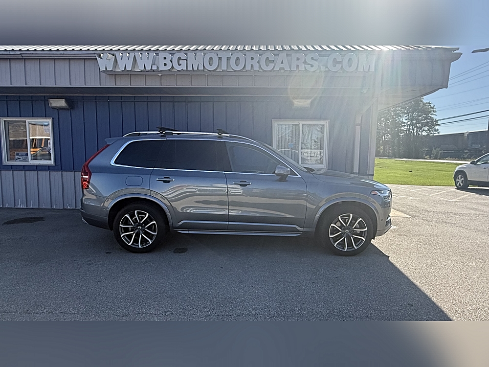 2017 Volvo XC90 Momentum