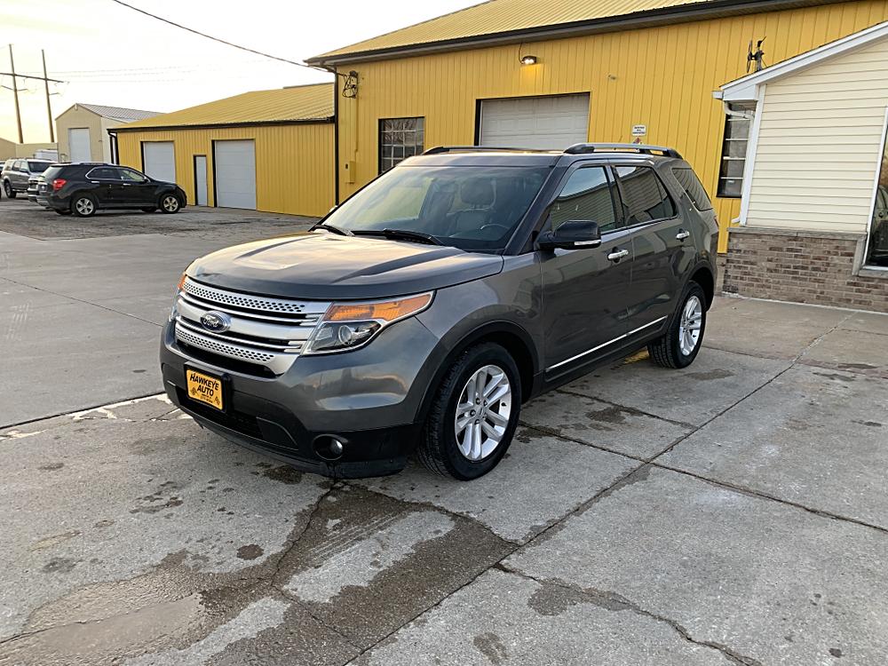 2012 Ford Explorer XLT's photo