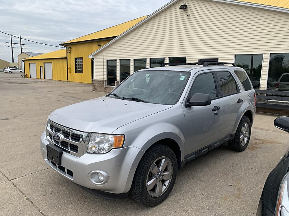 2010 Ford Escape XLT 2.5L 4WD's photo