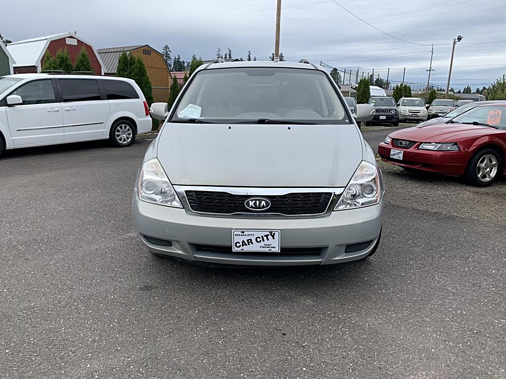 2012 Kia Sedona LX