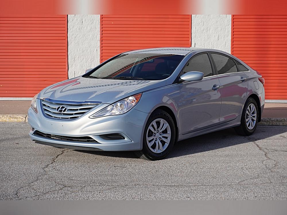 2011 Hyundai Sonata GLS's photo