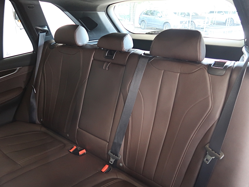 2010 BMW X5 xDrive30i - Photo 166