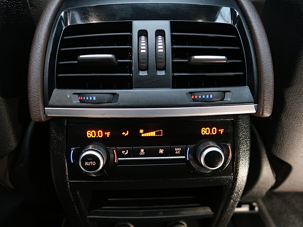 2010 BMW X5 xDrive30i - Photo 157