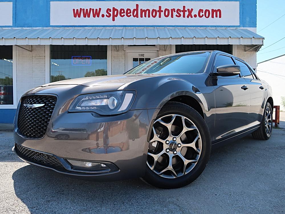 2017 Chrysler 300