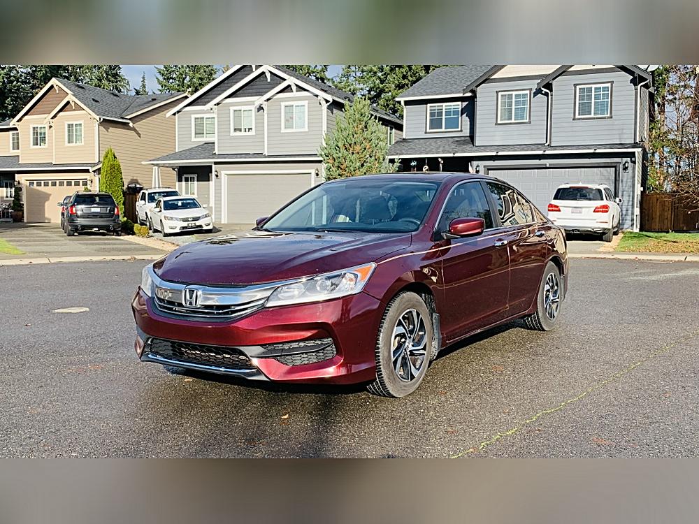 2016 Honda Accord LX's photo