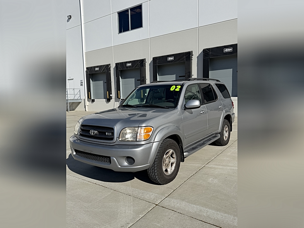 2002 Toyota Sequoia SR5