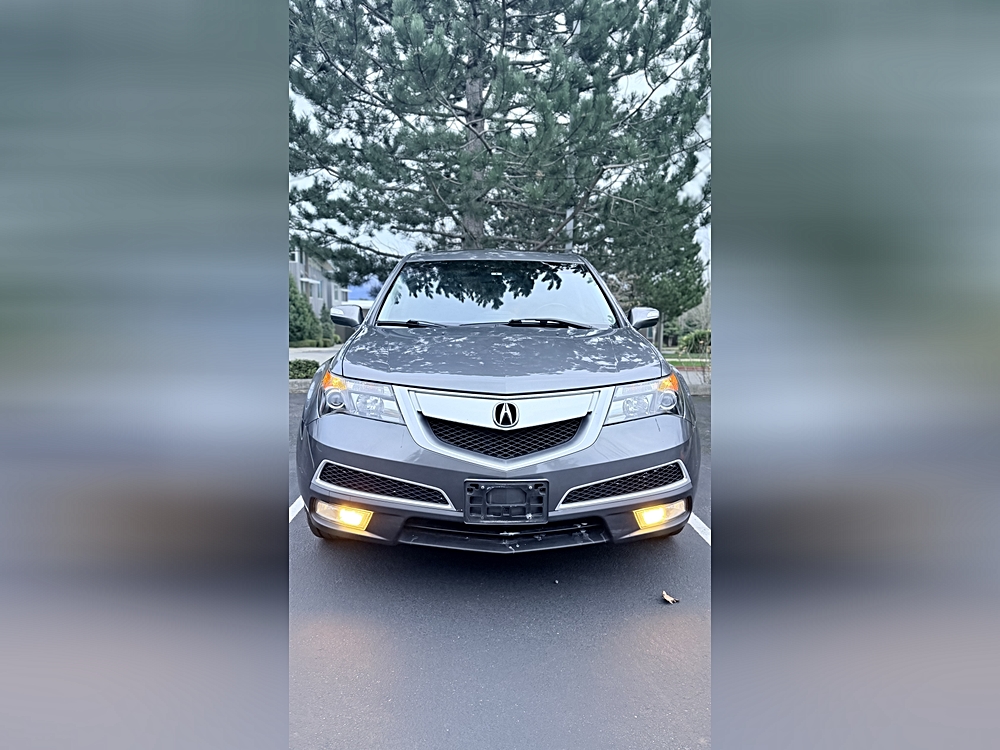 2011 Acura MDX Technology & Entertainment Package's photo