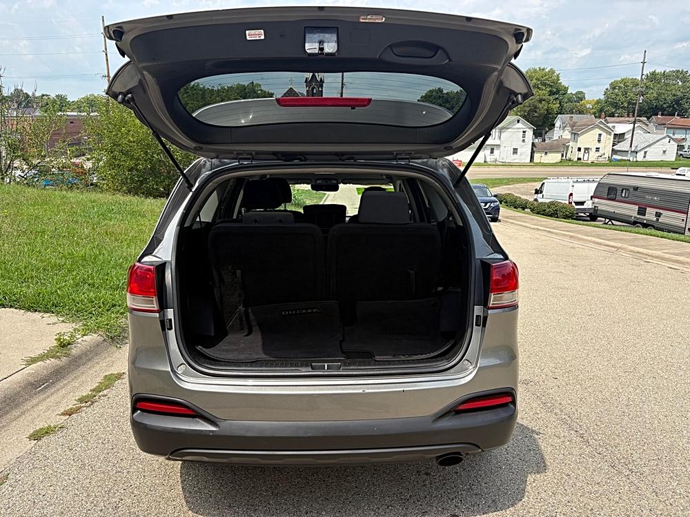 2018 Kia Sorento LX - Photo 18