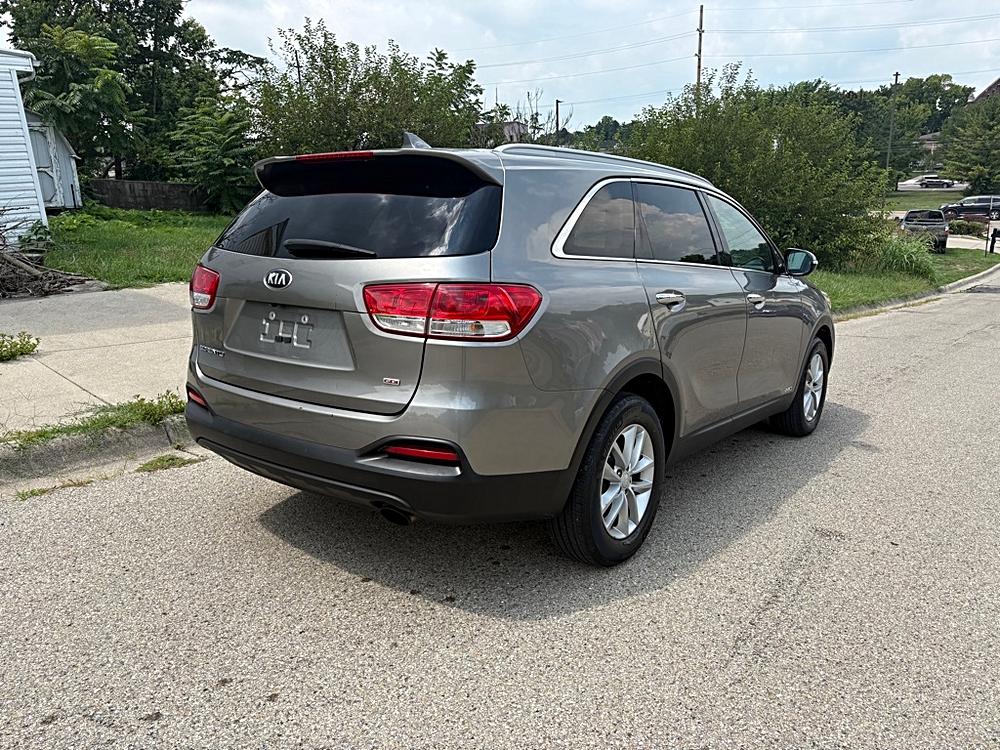 2018 Kia Sorento LX - Photo 6