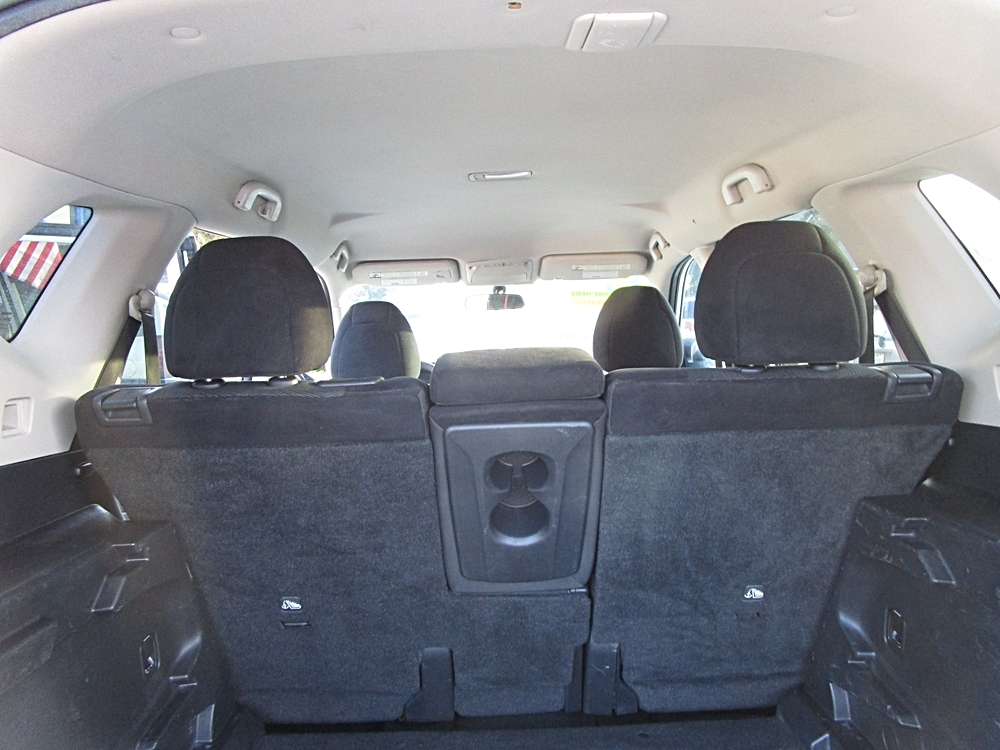 2015 Nissan Rogue SV - Photo 14