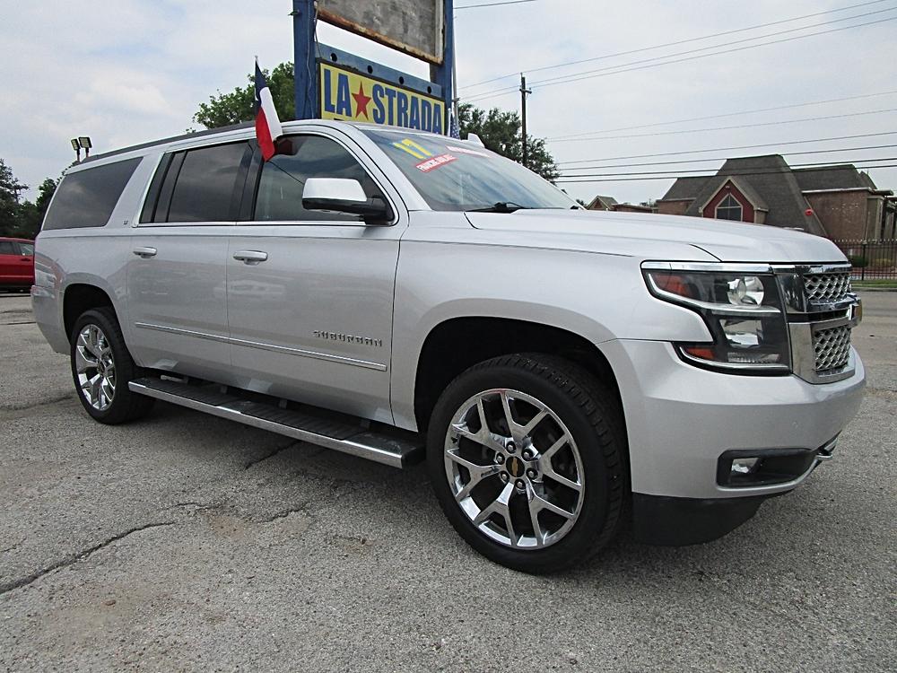 2017 Chevrolet Suburban 2WD 1500 LT's photo