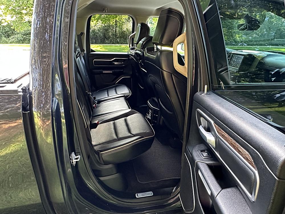 2019 RAM Ram 1500 Pickup Laramie - Photo 16