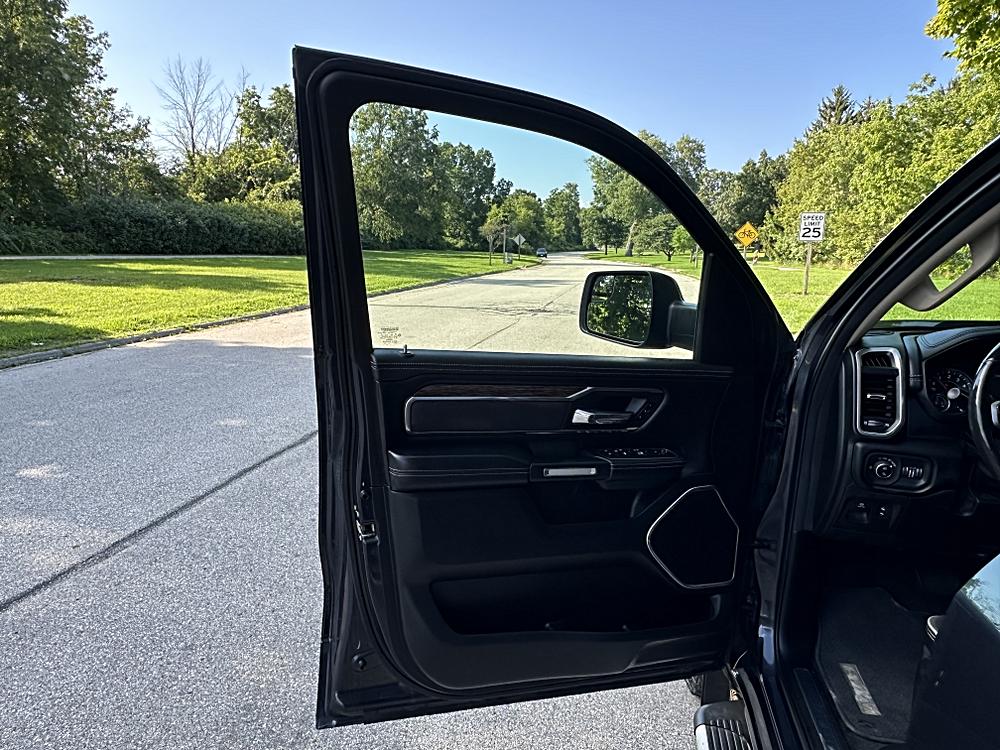 2019 RAM Ram 1500 Pickup Laramie - Photo 9