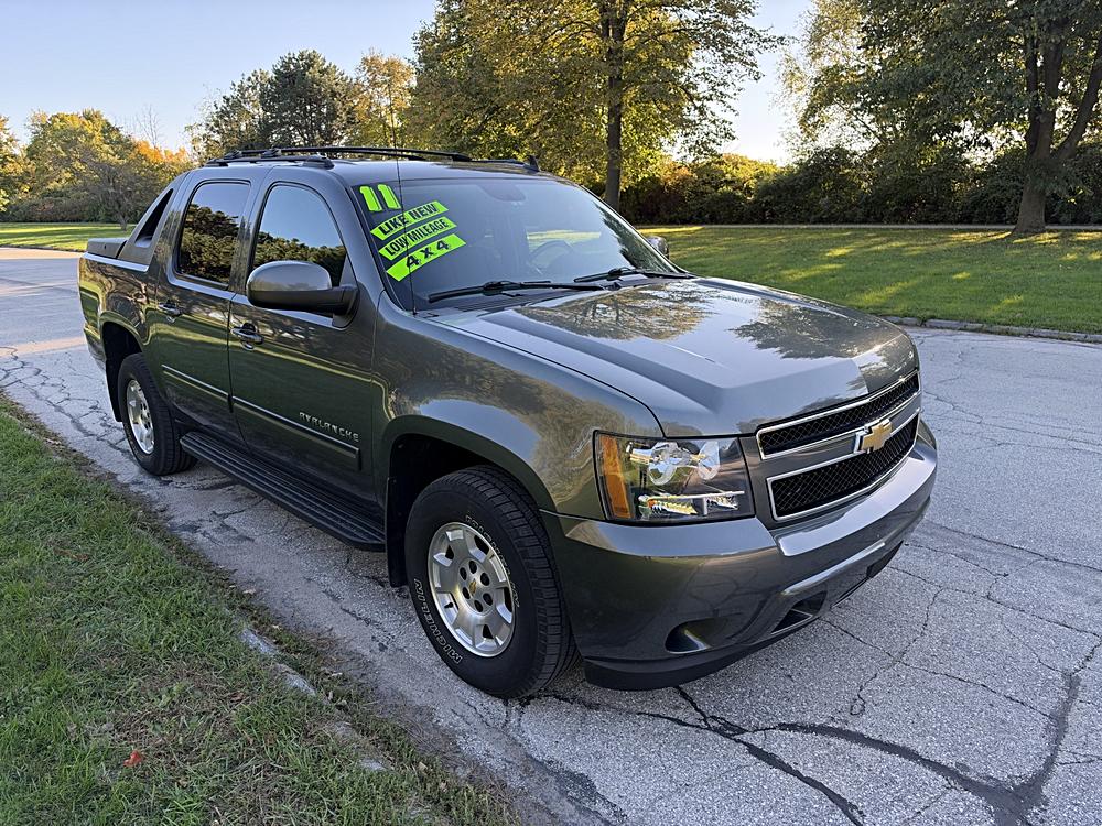 2011 Chevrolet Avalanche LS