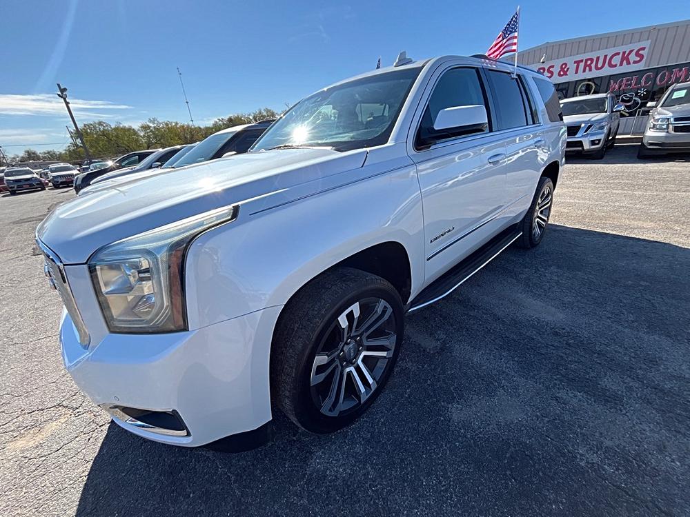 2017 GMC Yukon Denali's photo