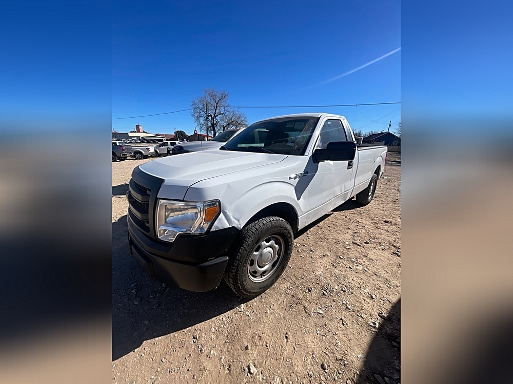 2013 Ford F-150 XL's photo