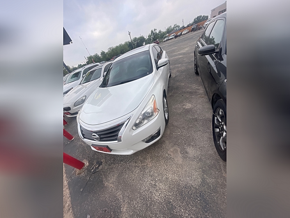 2014 Nissan Altima 2.5 SV's photo