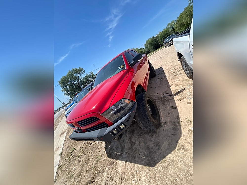 2017 RAM 1500 Lone Star 4x4 Crew Cab 5'7's photo