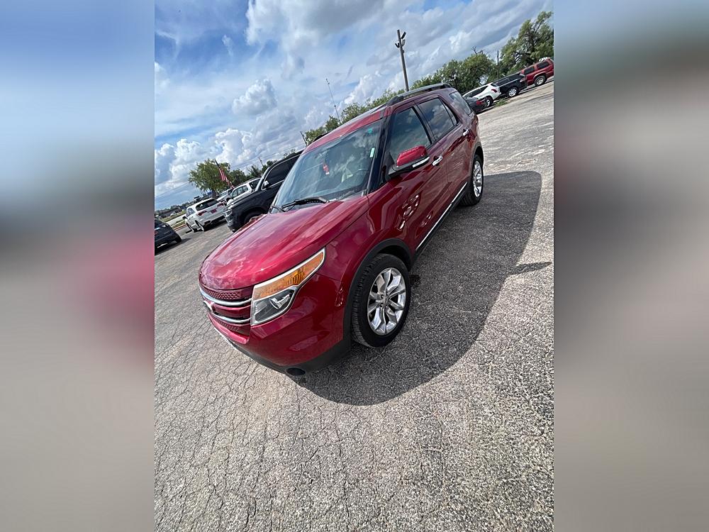 2014 Ford Explorer Limited's photo