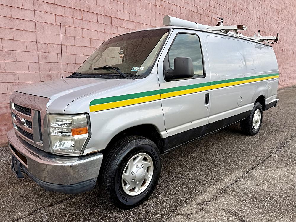 2011 Ford E-Series Econoline Van Commercial