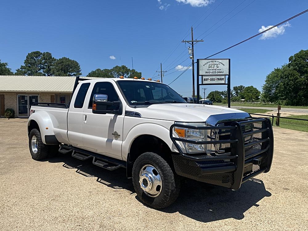 2015 Ford F-350 Super Duty Lariat