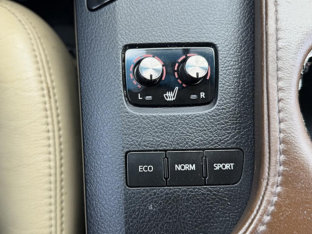 2015 Toyota Avalon XLE - Photo 14
