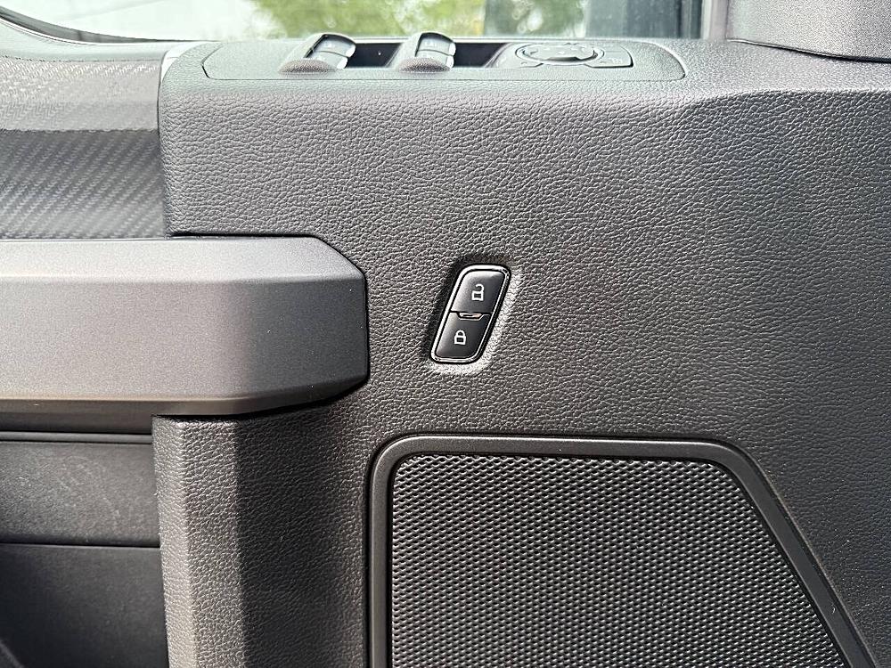 2018 Ford F-150 XLT - Photo 12