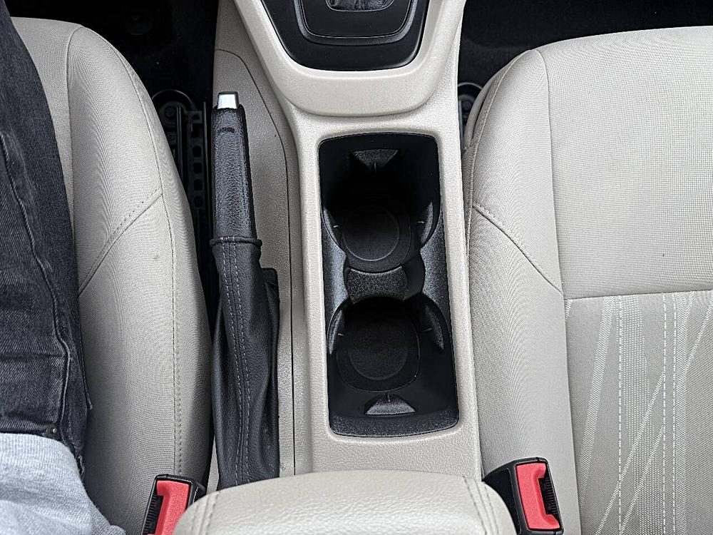 2015 Ford Focus SE - Photo 18