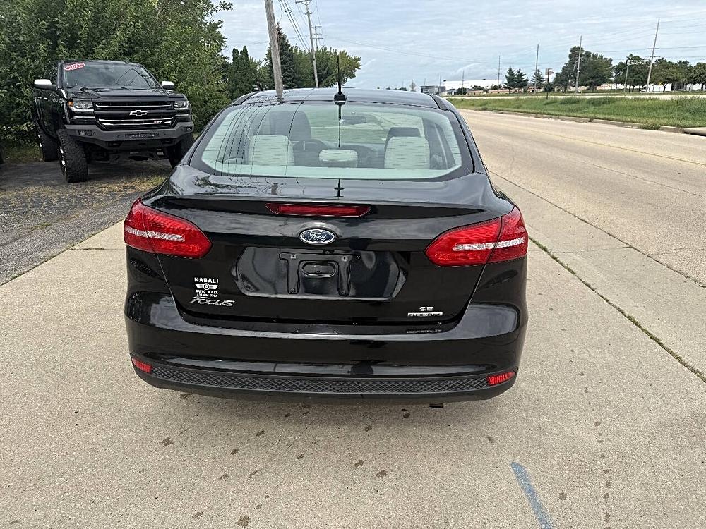 2015 Ford Focus SE - Photo 6
