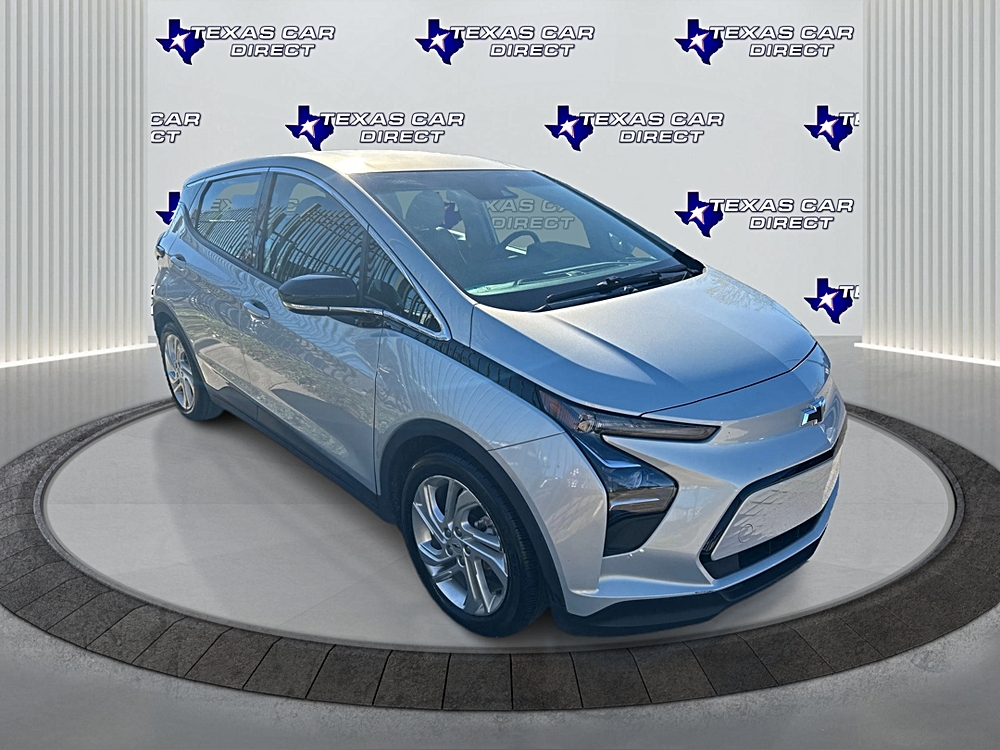 2023 Chevrolet Bolt EV LT's photo