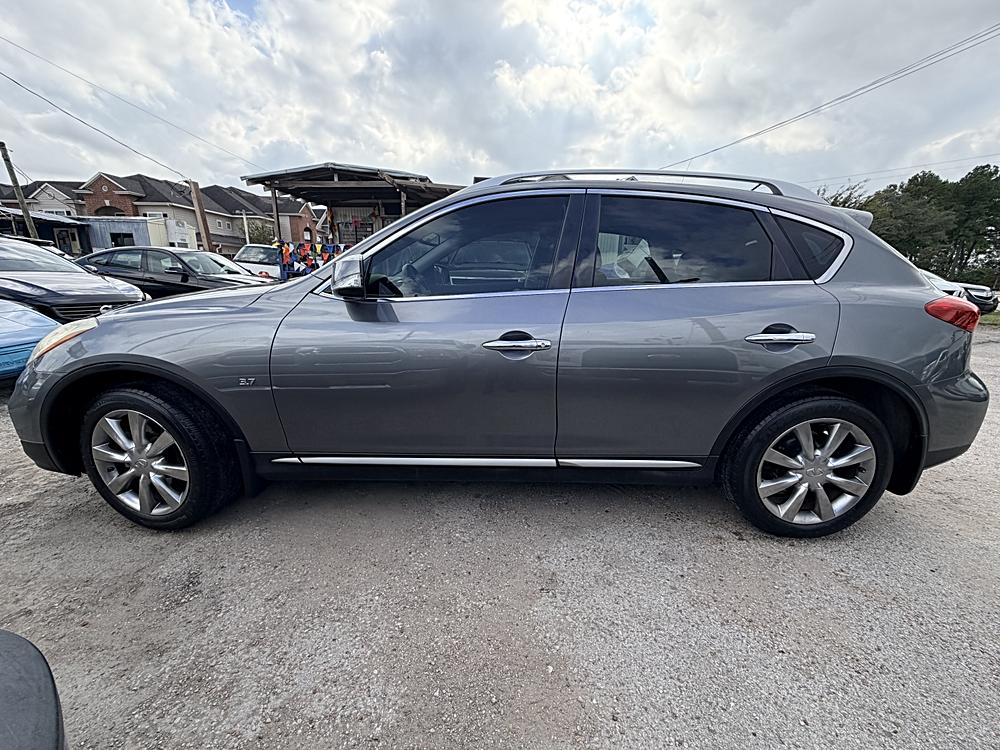 2017 INFINITI QX50 Base