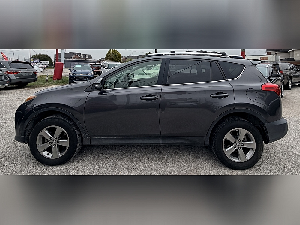 2015 Toyota RAV4 XLE's photo