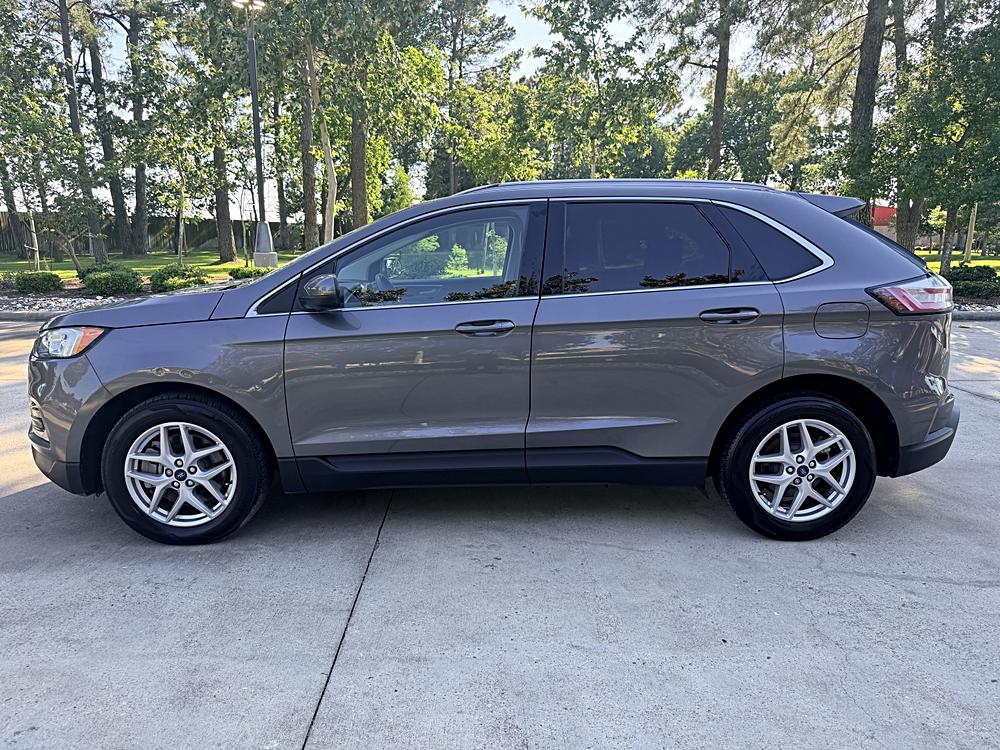 2021 Ford Edge SEL's photo
