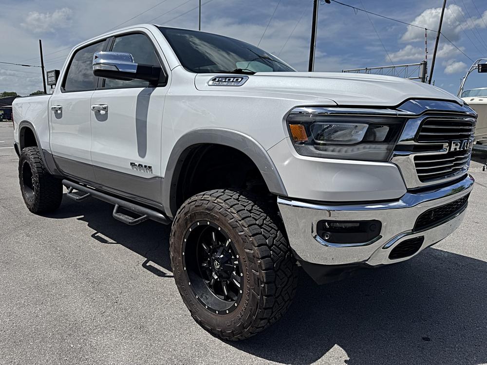 2019 RAM 1500 Laramie 4x4 Crew Cab 5'7's photo