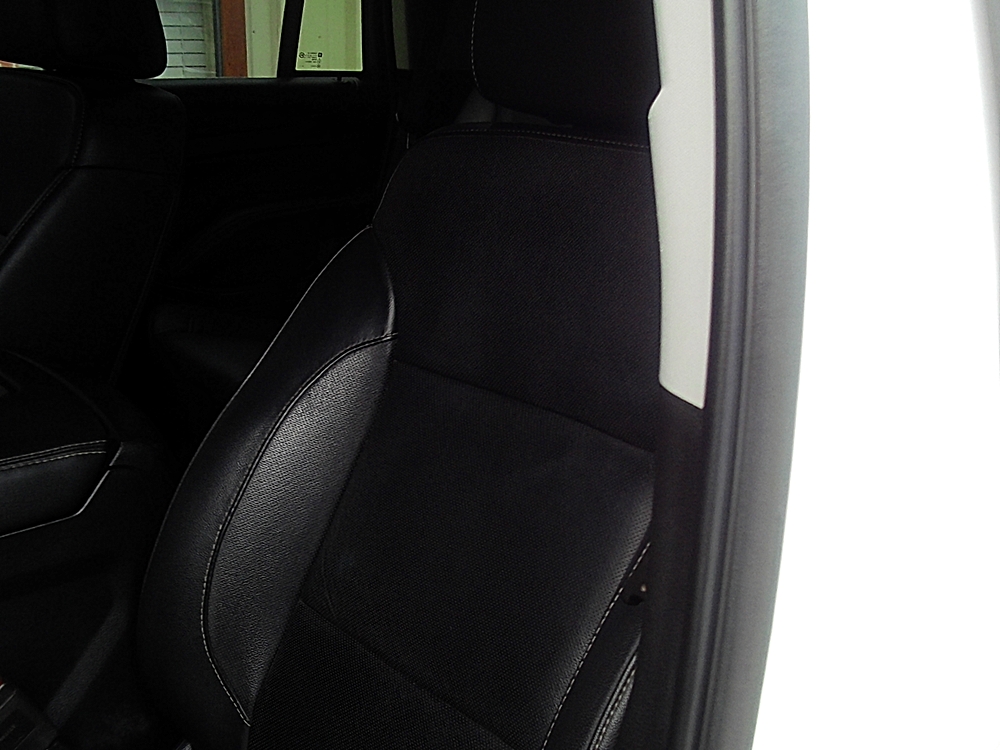 2019 GMC Yukon SLT - Photo 18