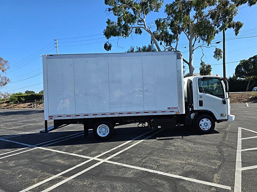 2019 Isuzu NPR HD