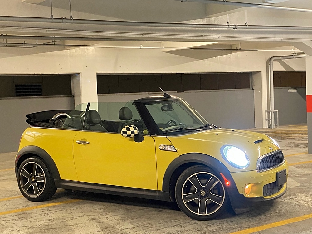 2009 MINI Cooper S's photo