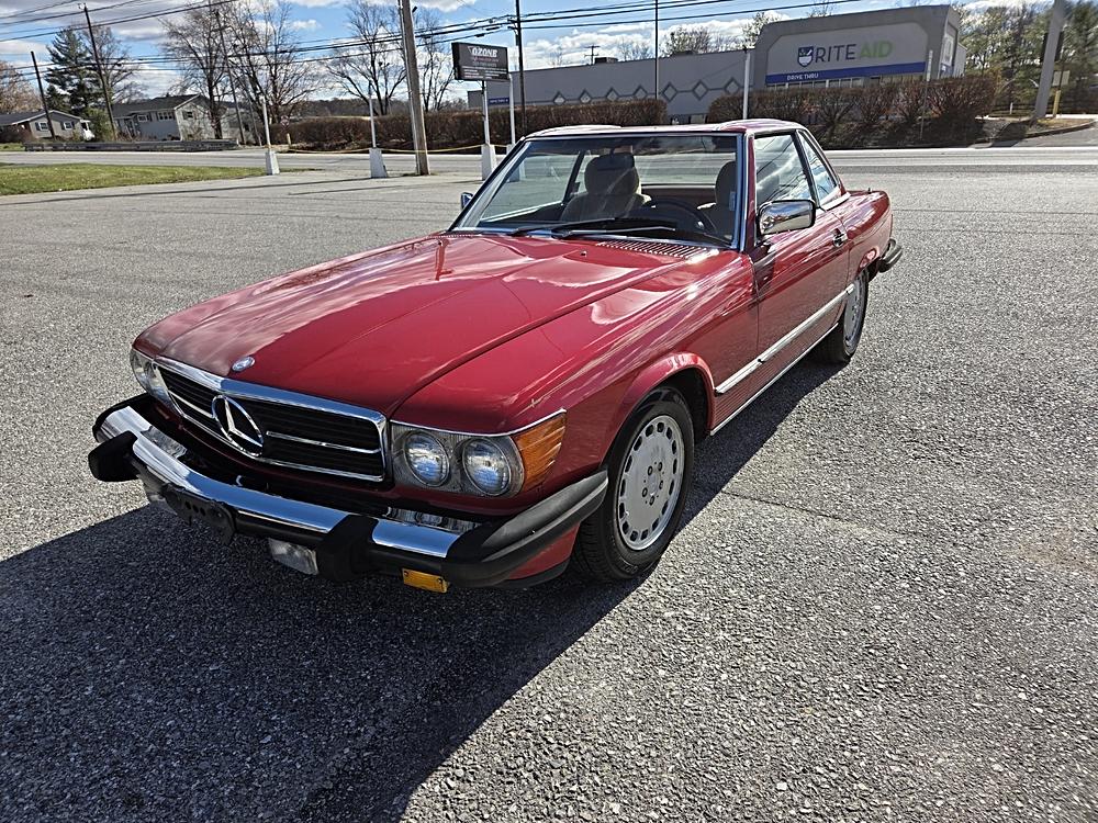 1989 Mercedes-Benz 560's photo