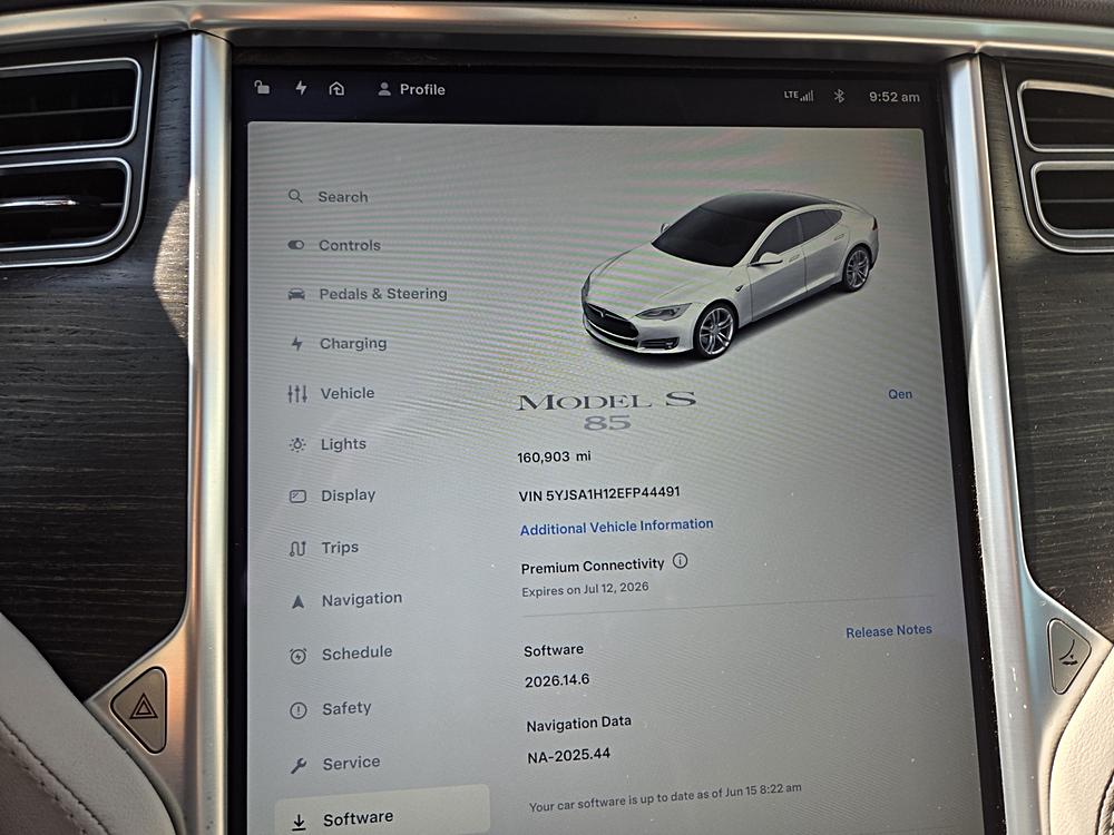2014 Tesla Model S S - Photo 12