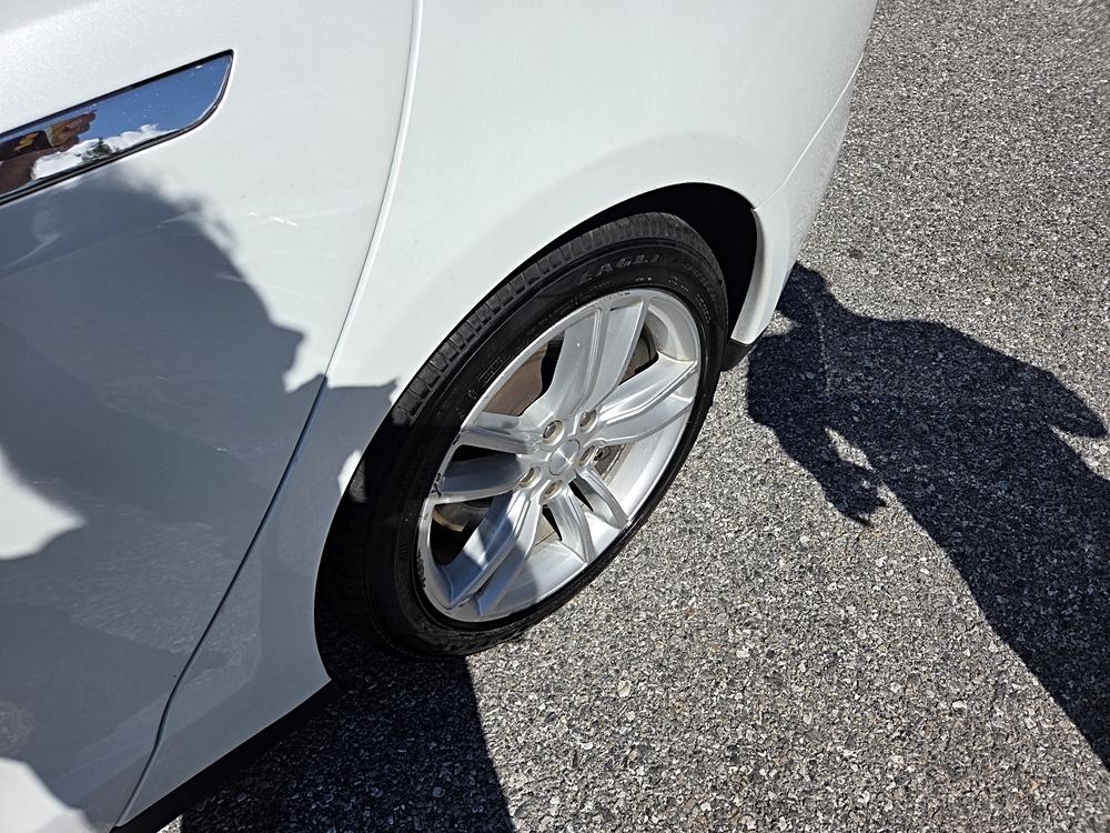 2014 Tesla Model S S - Photo 27