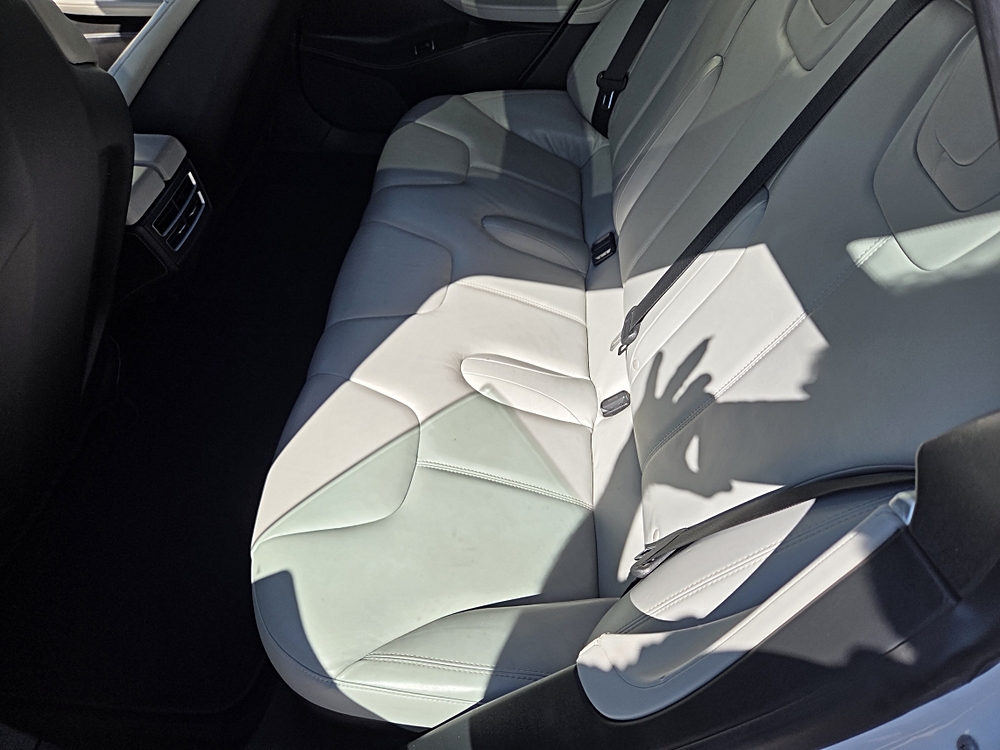 2014 Tesla Model S S - Photo 21