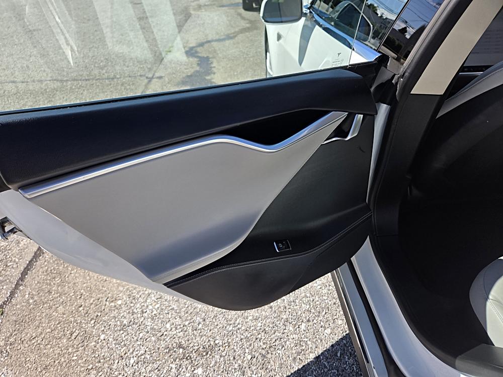 2014 Tesla Model S S - Photo 20