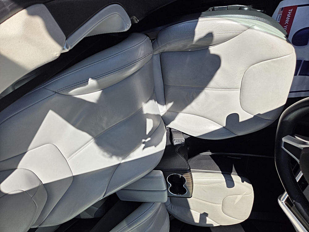 2014 Tesla Model S S - Photo 7