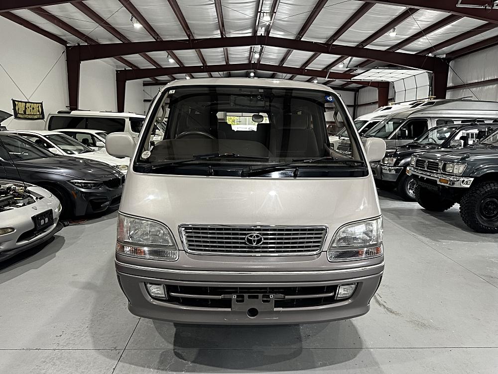 1999 Toyota HiAce JDM car for sale — photo 3 of 14