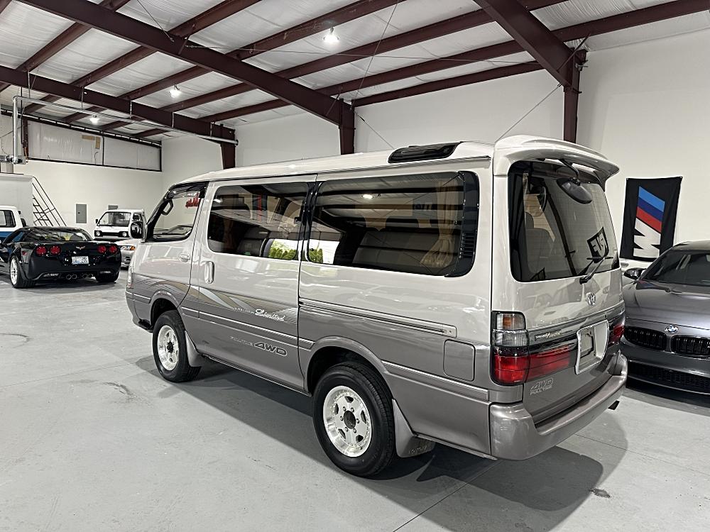 1999 Toyota HiAce JDM car for sale — photo 8 of 14