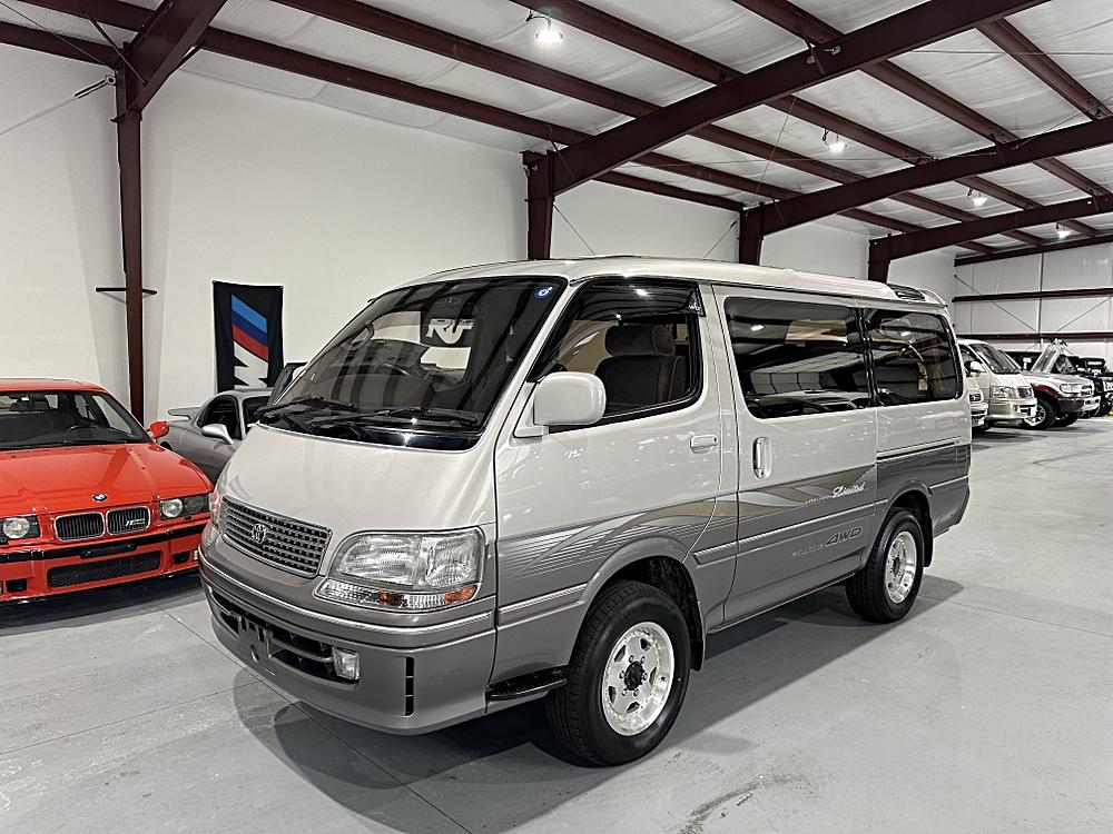1999 Toyota HiAce JDM car for sale in USA